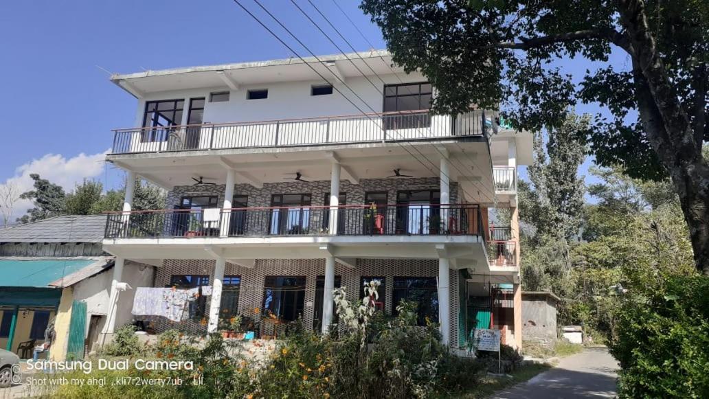 Mohinder & Mohindra Home Stay Bīr Εξωτερικό φωτογραφία
