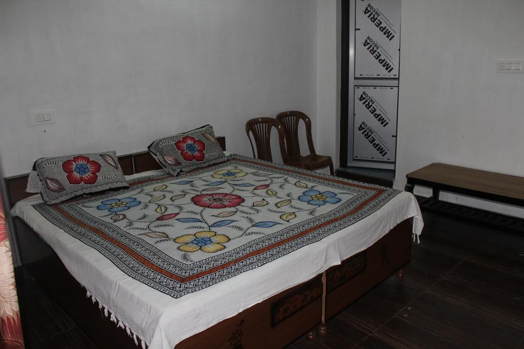 Mohinder & Mohindra Home Stay Bīr Εξωτερικό φωτογραφία